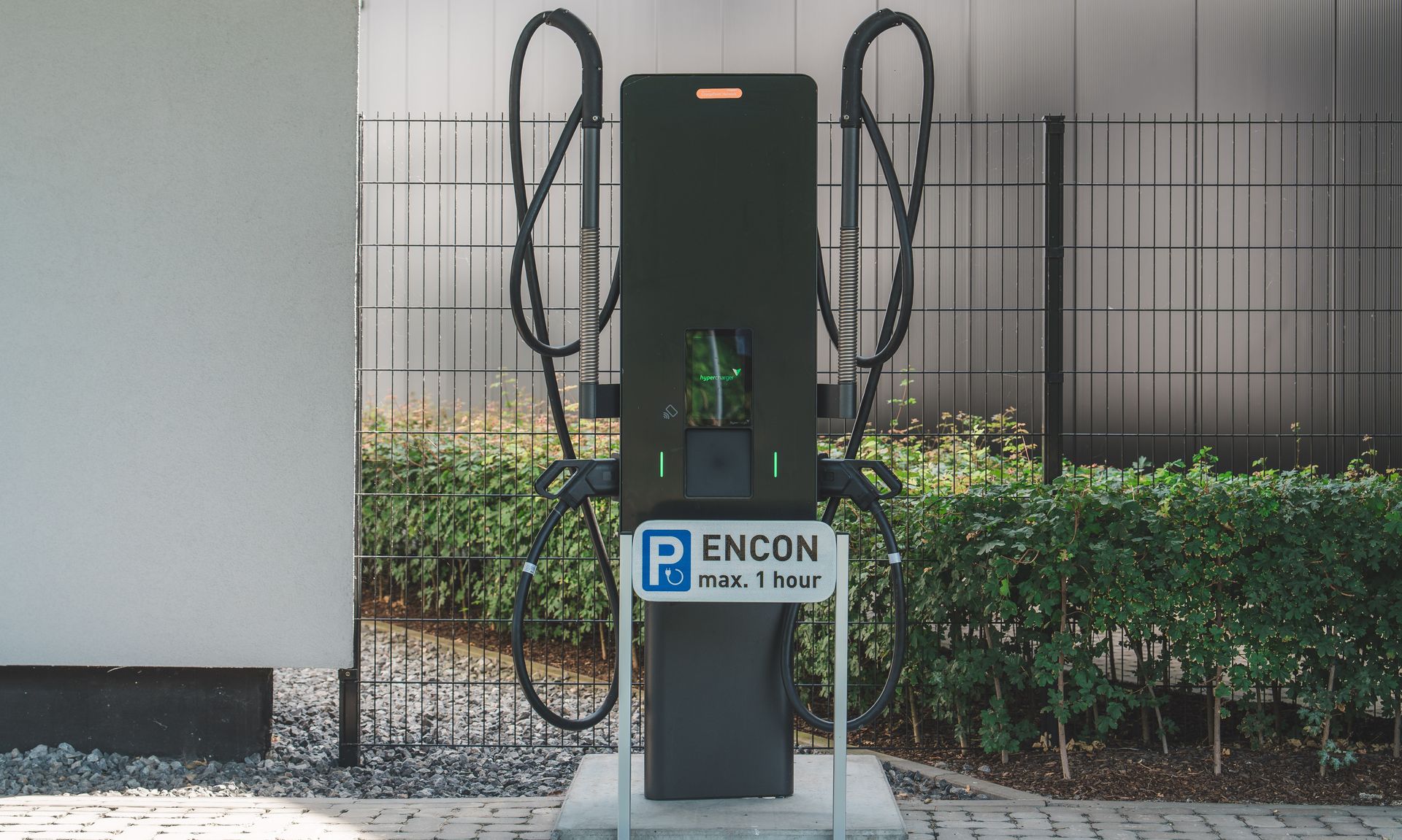 Smart charging encon fast charger
