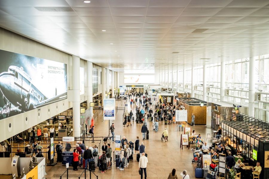 Brussels airport departures 