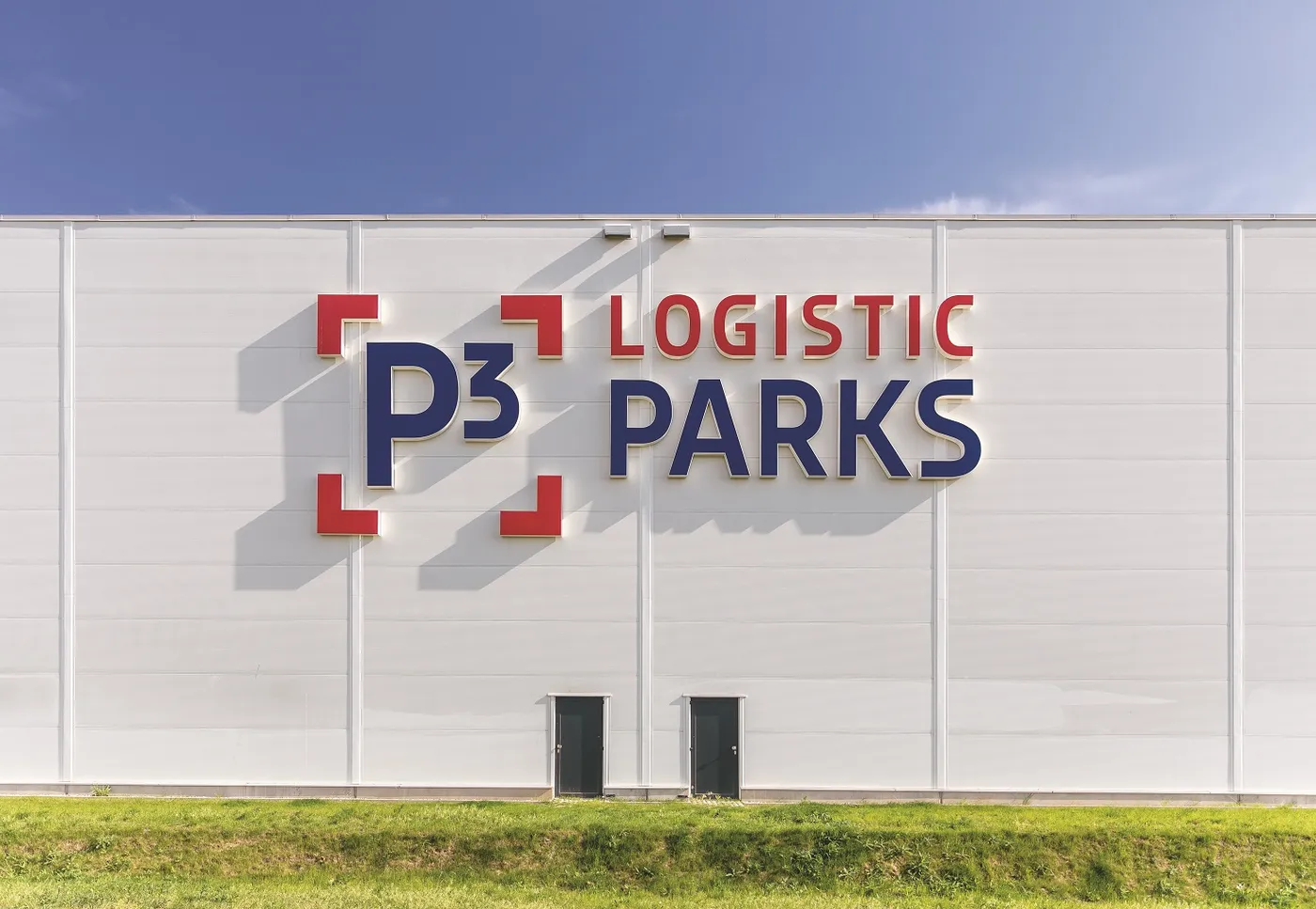 P3 logistics parks front building logo