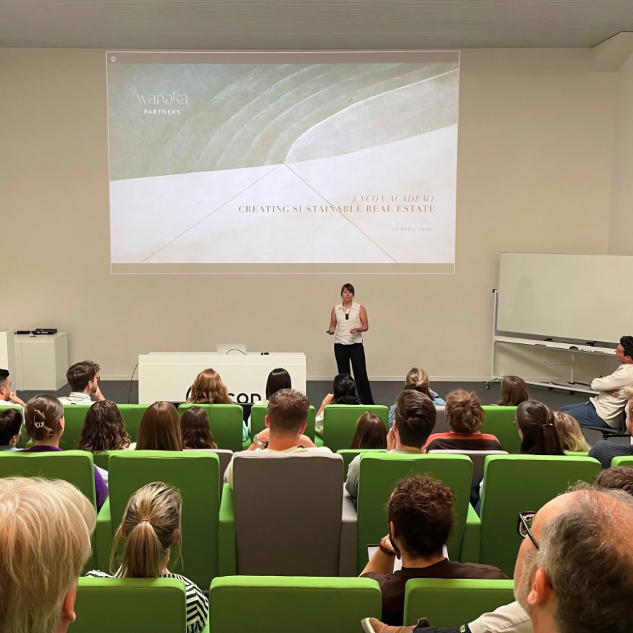 Lisa van Wanaka op bezoek bij Encon