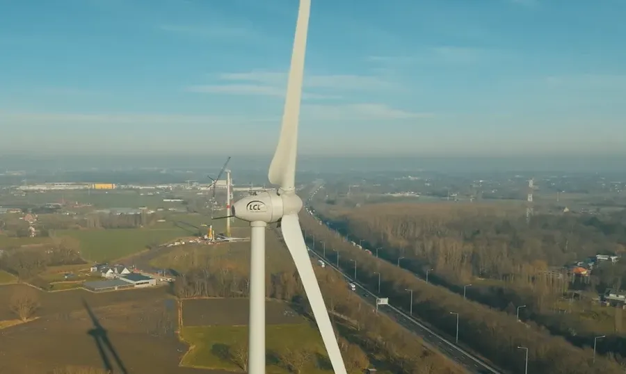 lcl windturbine topshot